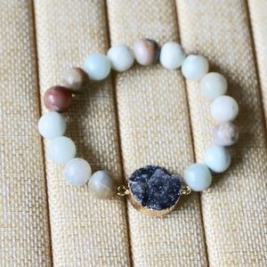 NEW Frosted Amazonite Boho Bracelet with Druzy - Stretch